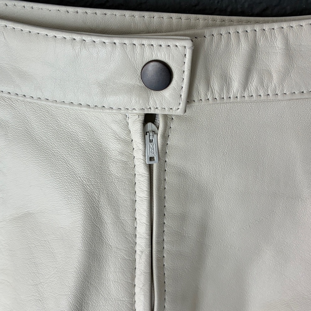 Vintage, Berman’s Cool White Leather Women's Skirt. - Picture 5 of 8